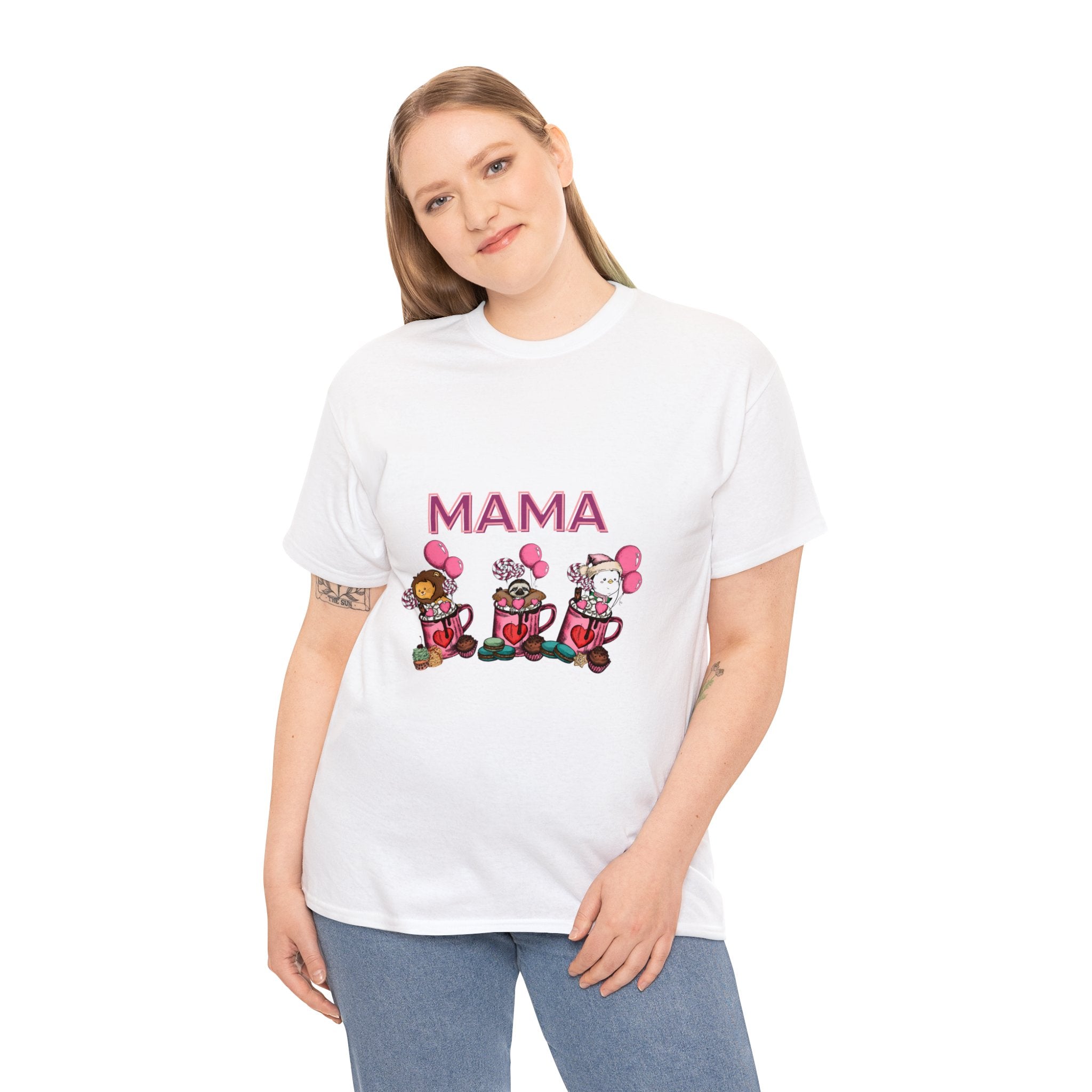 Chic Mama T-Shirt: Stylish Motherhood Statement Tee