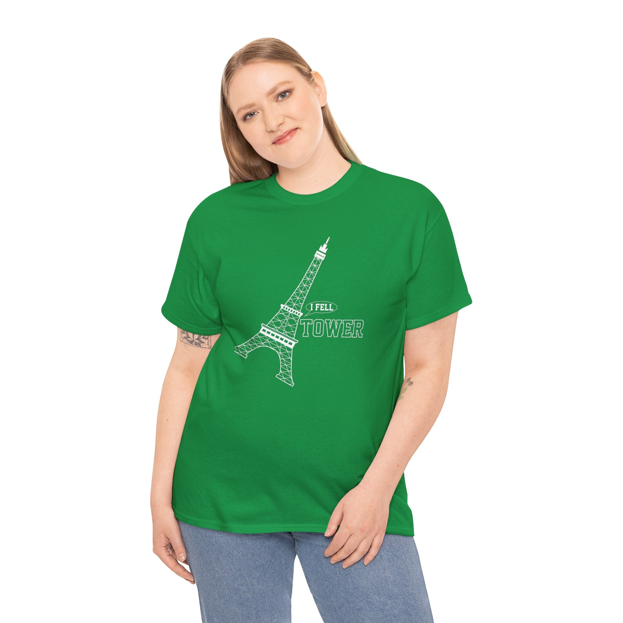 I fell tower T shirt: Vintage Style Paris Eiffel Tower Graphic Tee