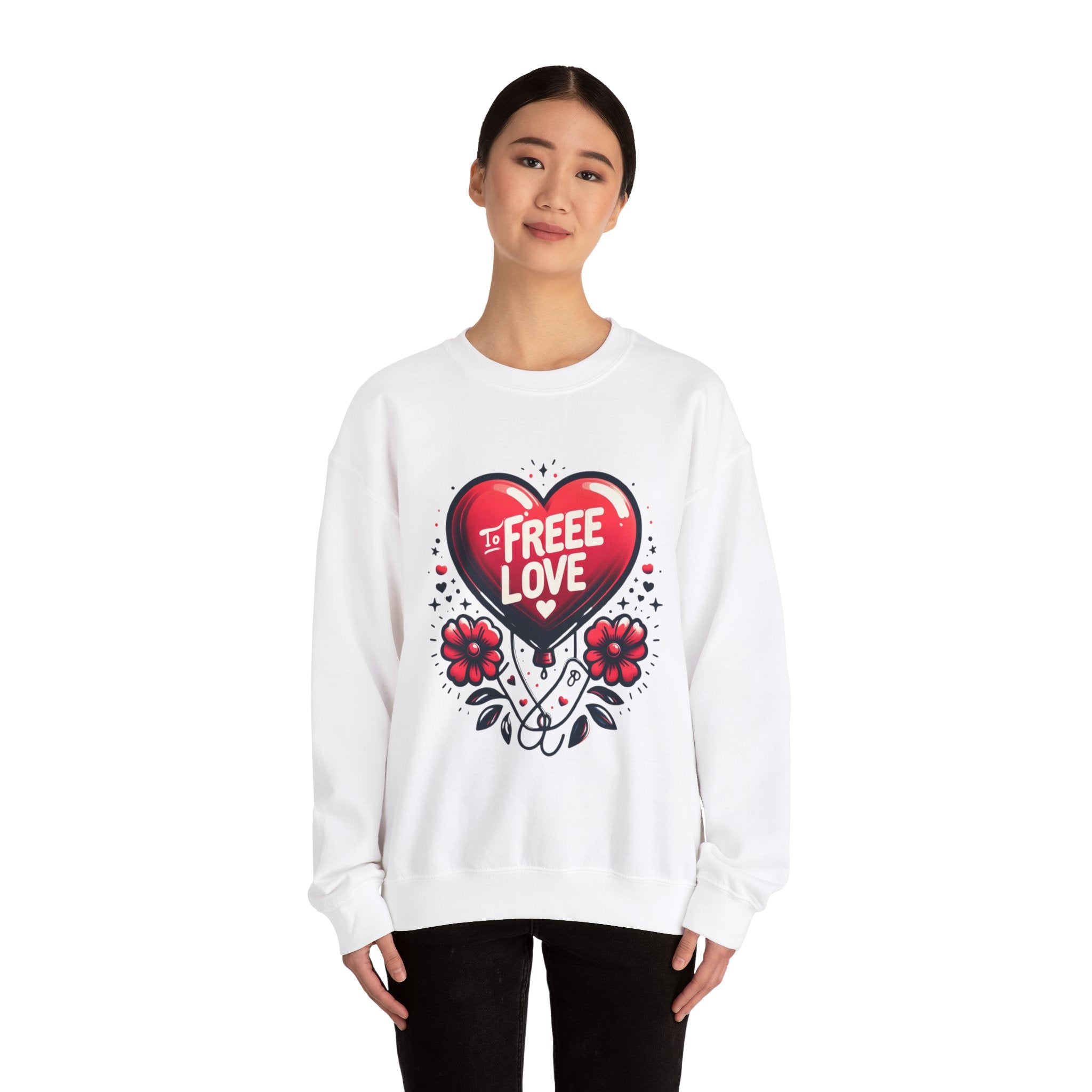 Empower Your Style: 'Free to Love' Sweatshirt – Embrace Freedom with Fashion