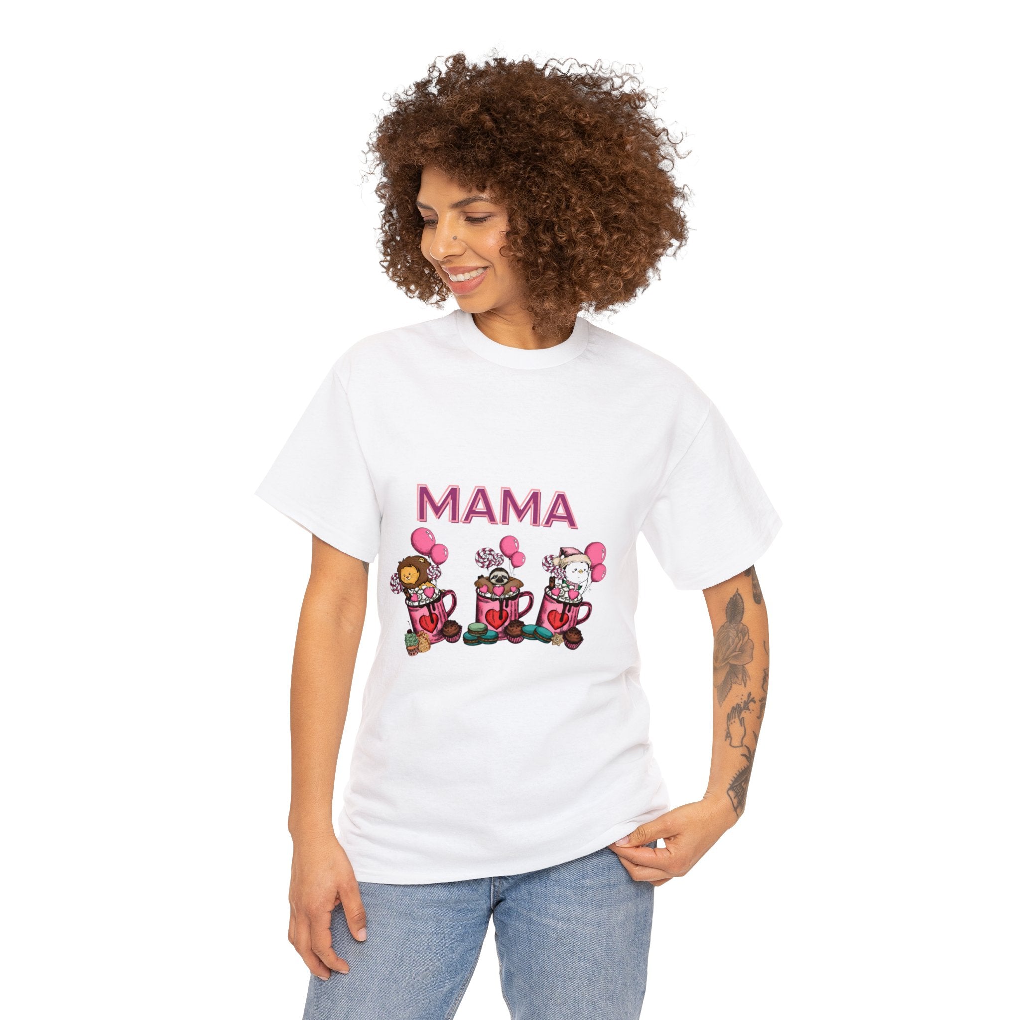 Chic Mama T-Shirt: Stylish Motherhood Statement Tee