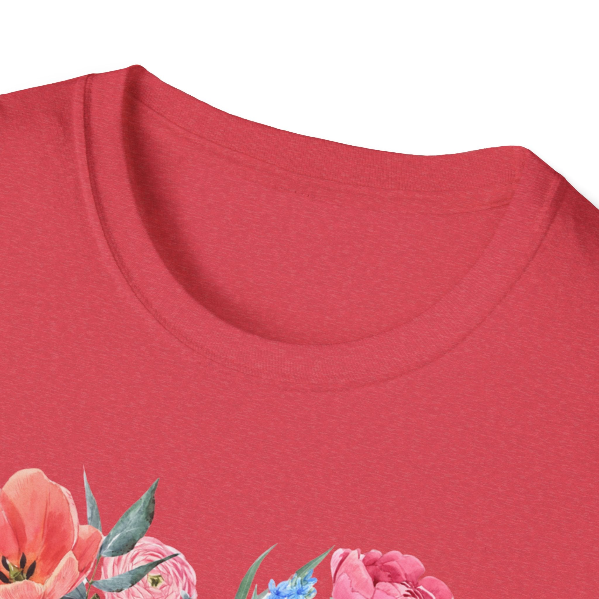 Cute Flowers Elegant Valentine's Day T-Shirt - Romantic Love Apparel, Floral Fashion, Romantic Gift