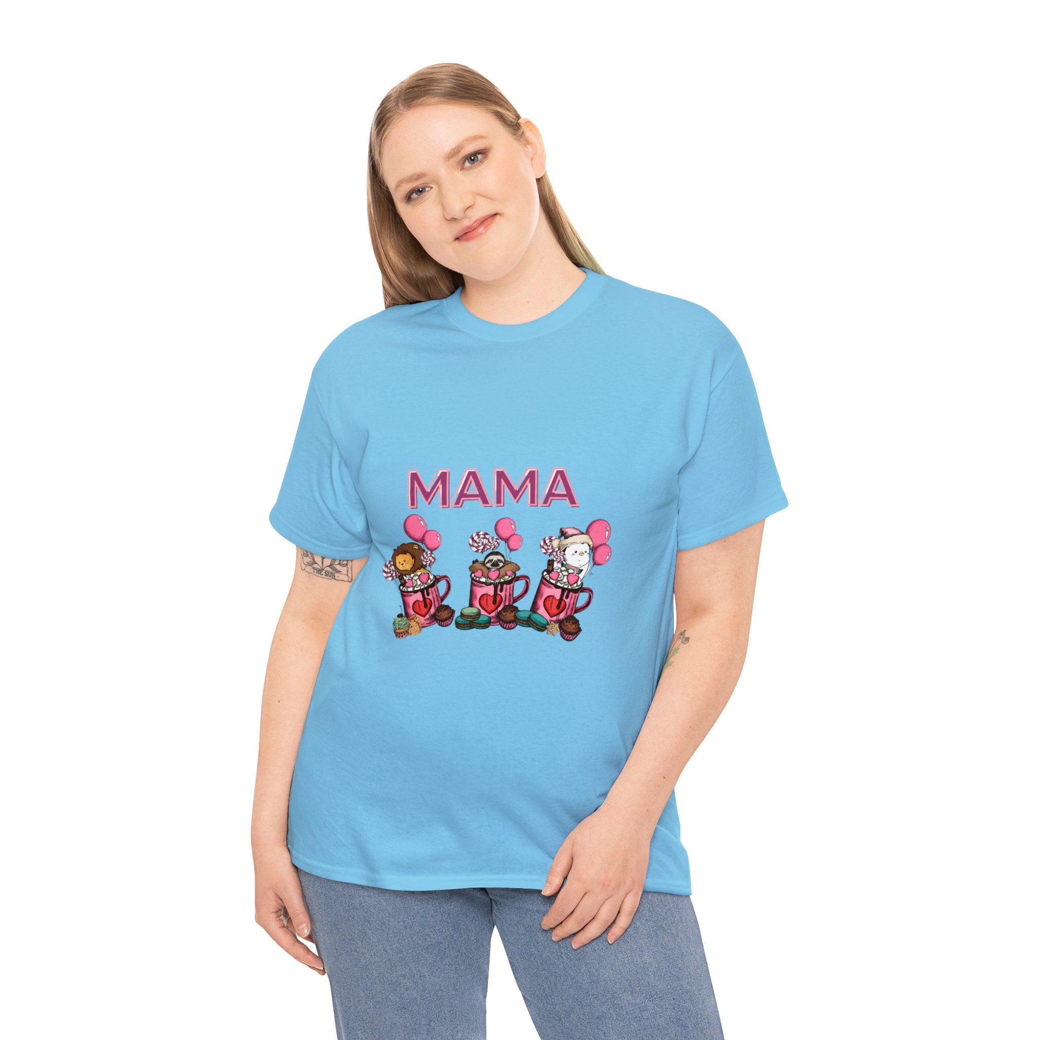 Chic Mama T-Shirt: Stylish Motherhood Statement Tee