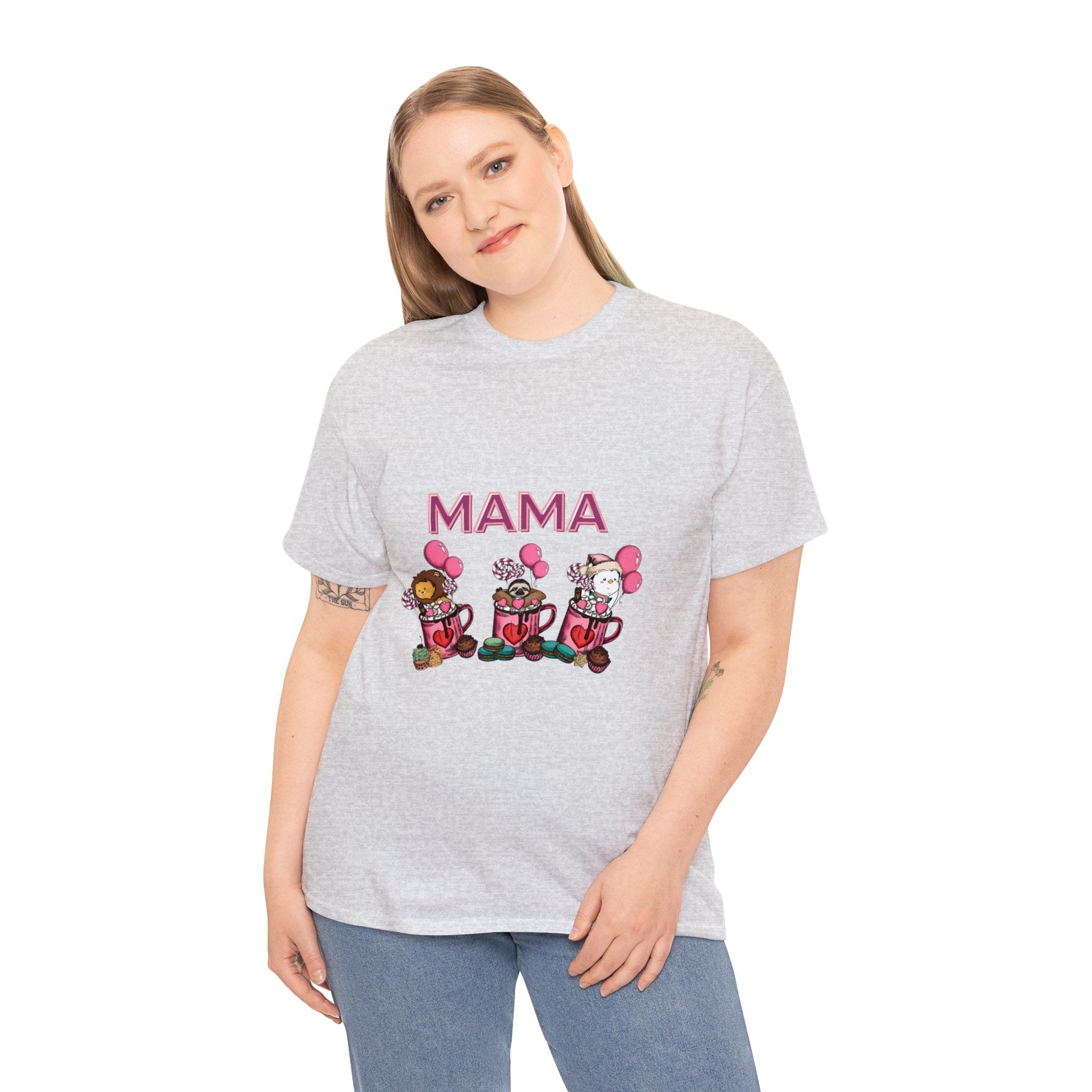 Chic Mama T-Shirt: Stylish Motherhood Statement Tee