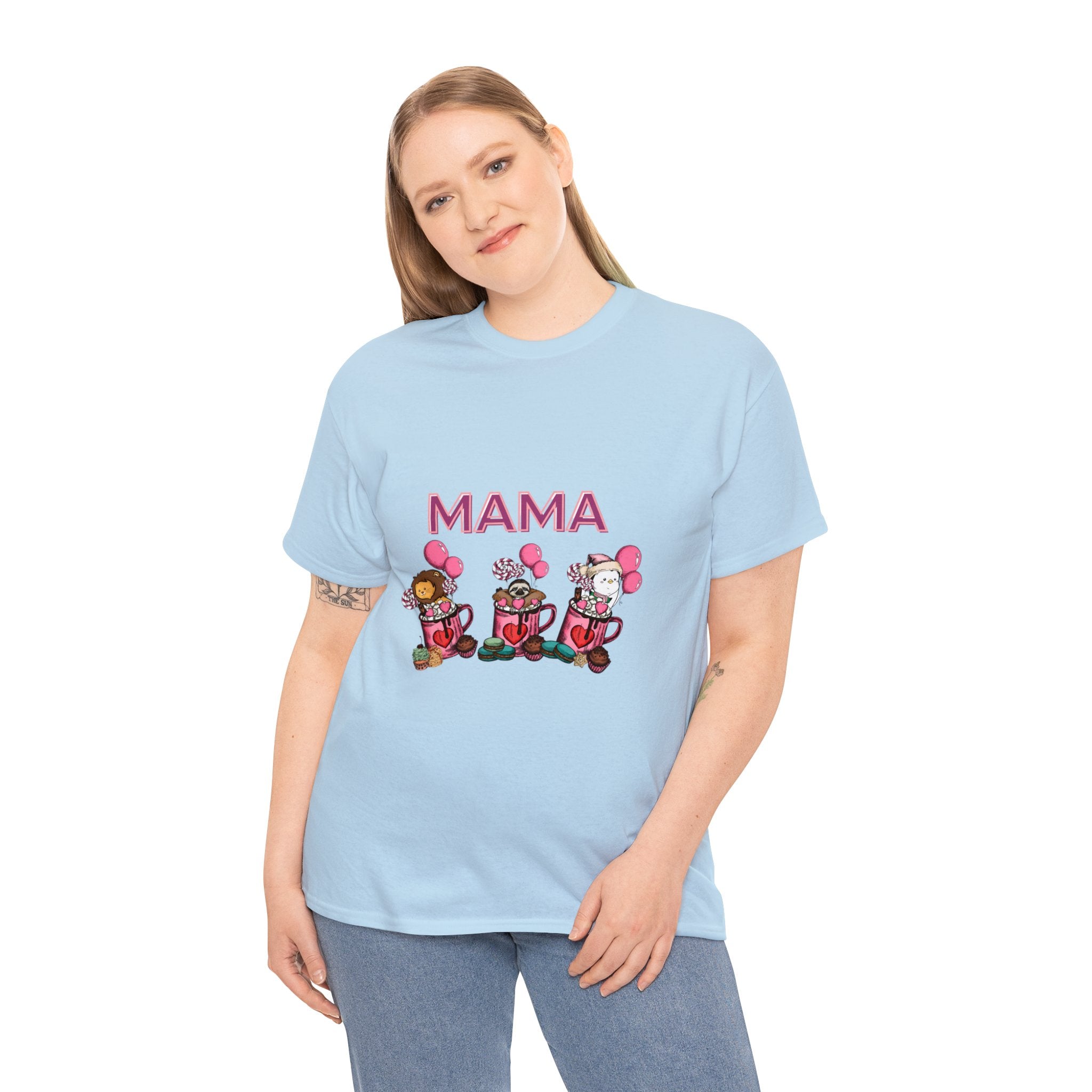 Chic Mama T-Shirt: Stylish Motherhood Statement Tee