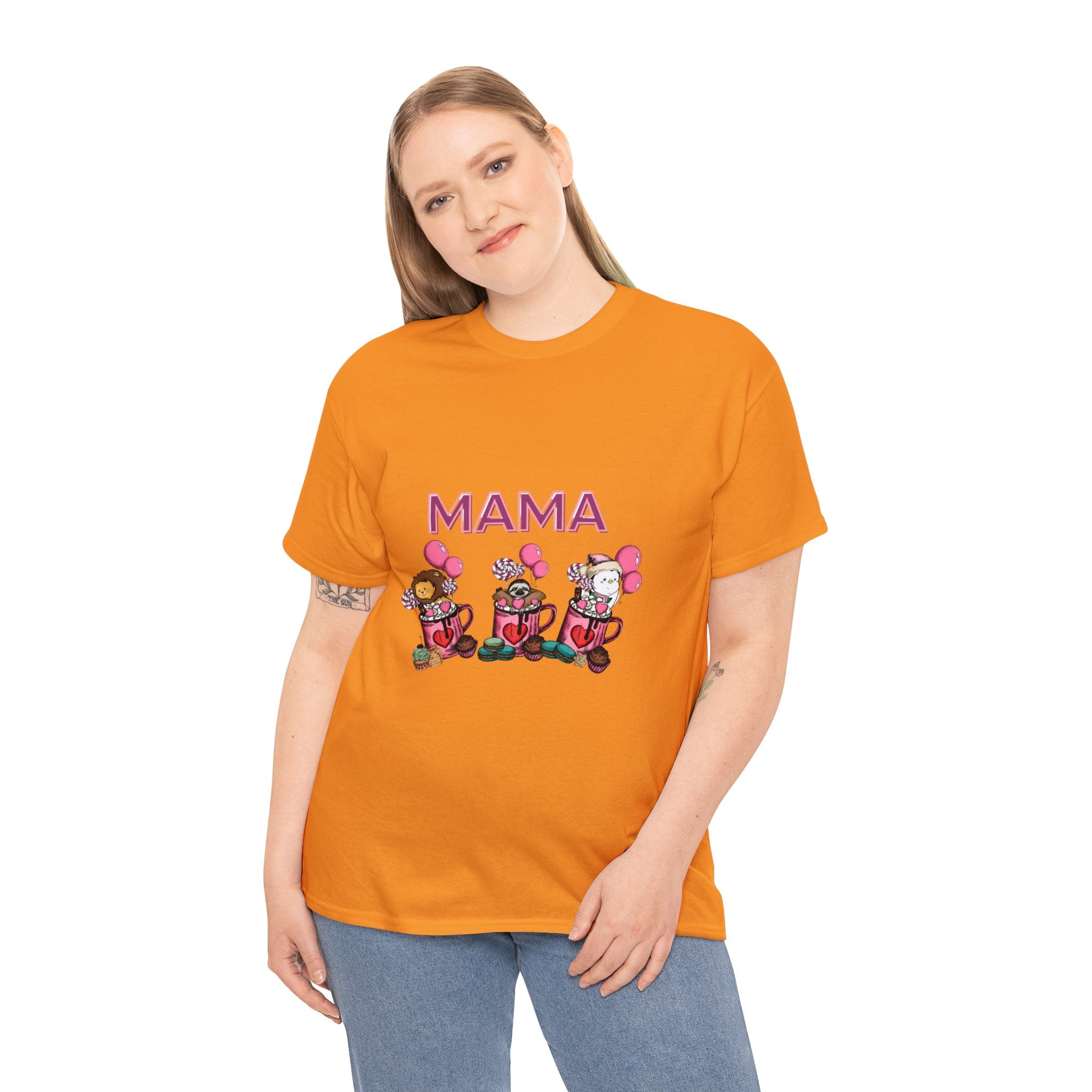 Chic Mama T-Shirt: Stylish Motherhood Statement Tee