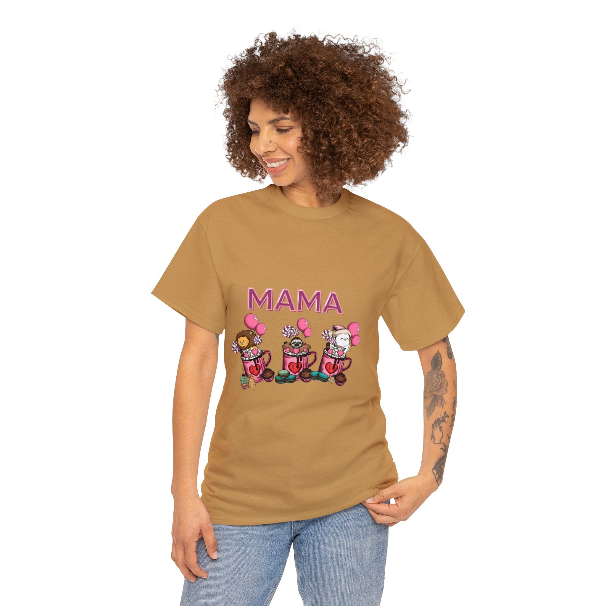 Chic Mama T-Shirt: Stylish Motherhood Statement Tee